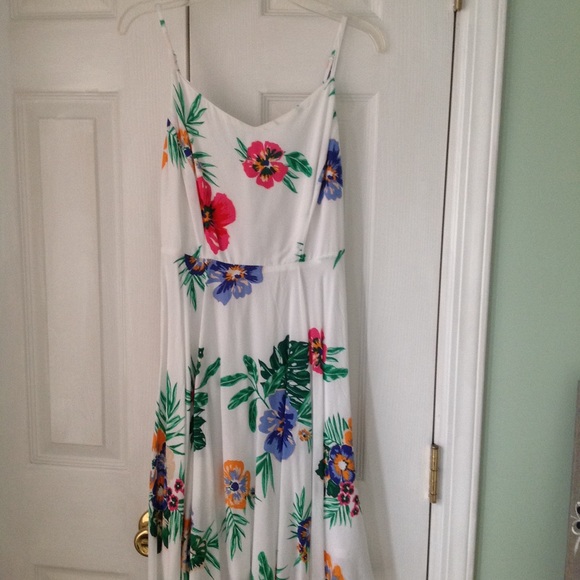 Old Navy Dresses & Skirts - Old Navy Sundress